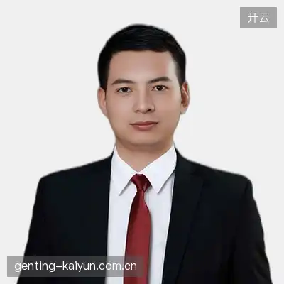 邱云